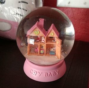 Melanie Martinez snow globe Cry Baby rare